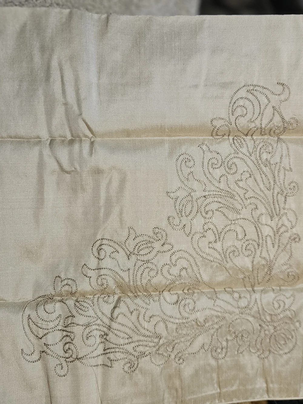 Nicole Miller Vintage Champagne Euro Sham